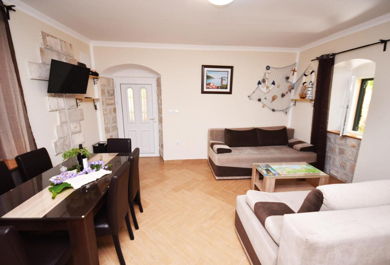 Vila Kula 1830 Apartments Herceg Novi Extérieur photo